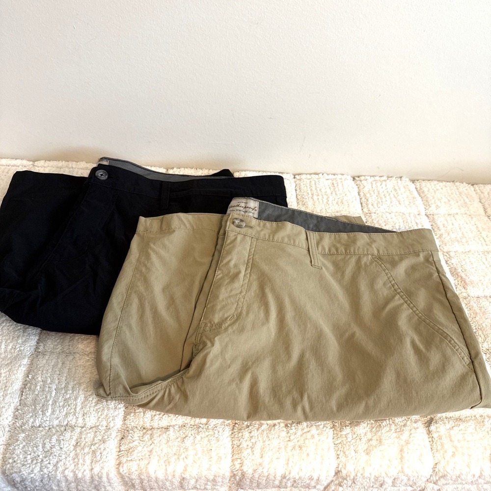 Weatherproof Mens 44 Shorts 2 Pairs Tan and Black Zipper Pockets Casual Outdoors